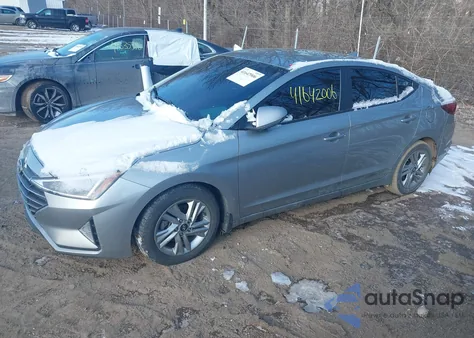 2020 Hyundai Elantra Sel z USA, uszkodzony, nr VIN 5NPD84LF5LH606127